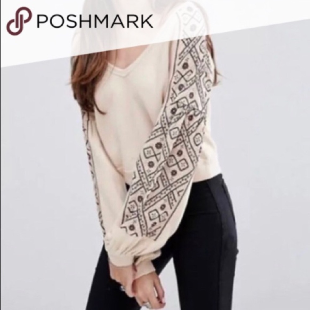 FREE PEOPLE Crop Embroidered Sleeve Sweatshirt